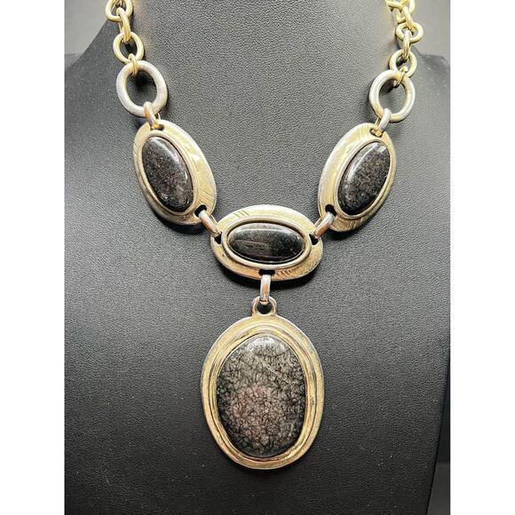 Agate Pendant Statement Necklace - Picture 2 of 5